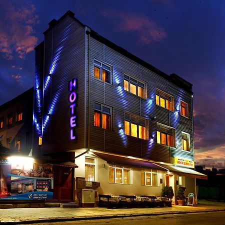 Hotel Mehdjarel Szumen Zewnętrze zdjęcie