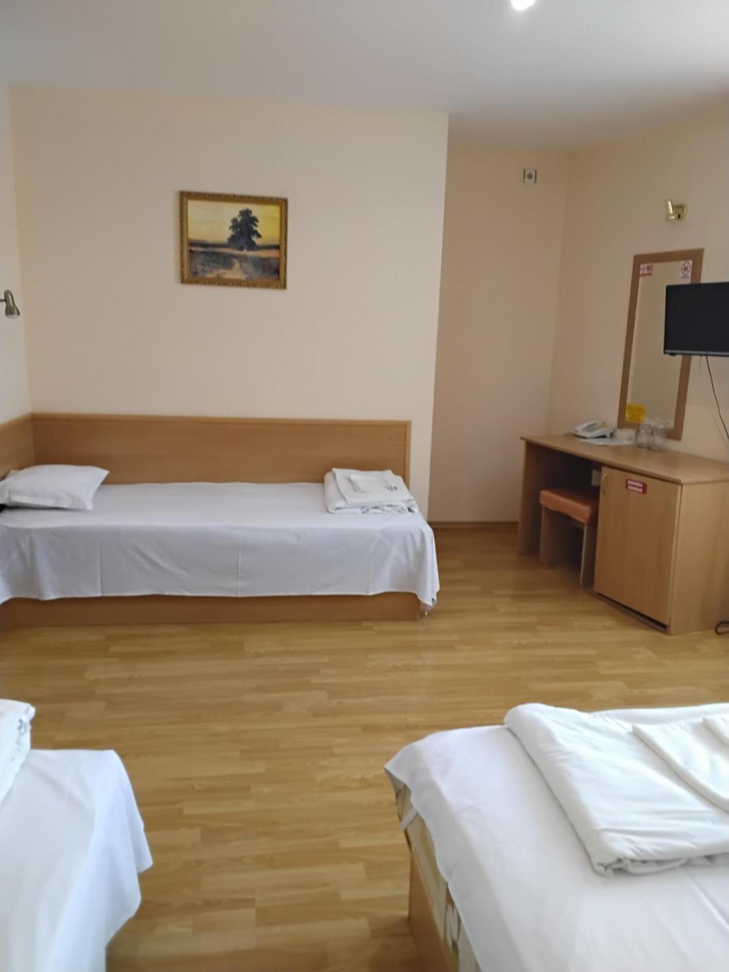 Hotel Mehdjarel Szumen Zewnętrze zdjęcie