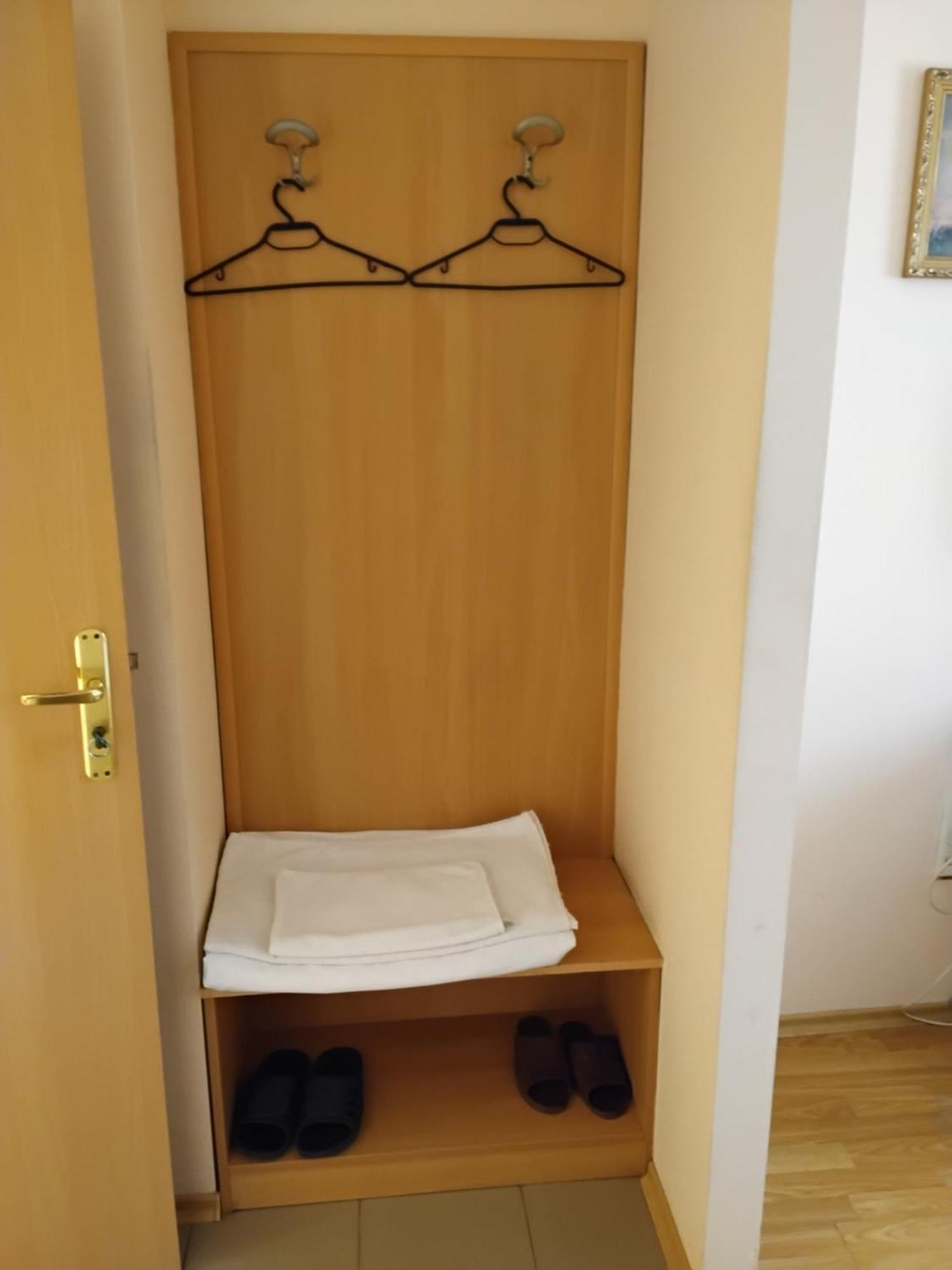 Hotel Mehdjarel Szumen Zewnętrze zdjęcie