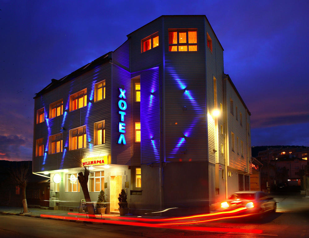 Hotel Mehdjarel Szumen Zewnętrze zdjęcie